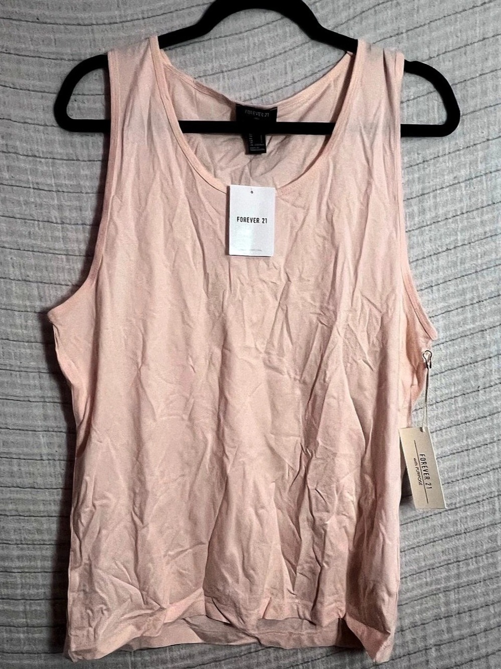 Forever 21 Men's Small Cotton Tank Top in Peach Size Small NWT